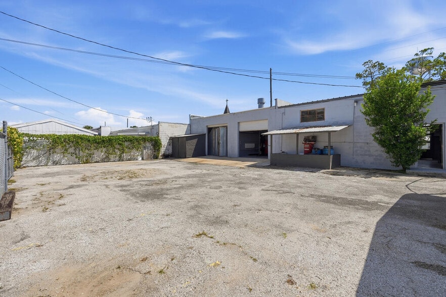 10 N Main St, Chiefland, FL for sale - Building Photo - Image 3 of 14