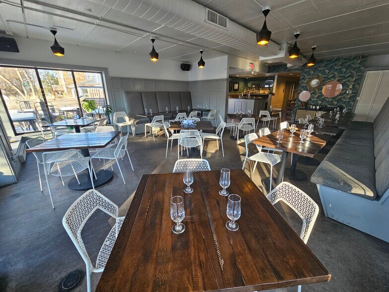 4537 S Nicollet Ave, Minneapolis, MN à vendre - Photo du bâtiment - Image 3 de 12