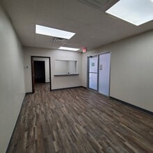 801 W Road To Six Flags, Arlington, TX for lease Interior Photo- Image 1 of 6
