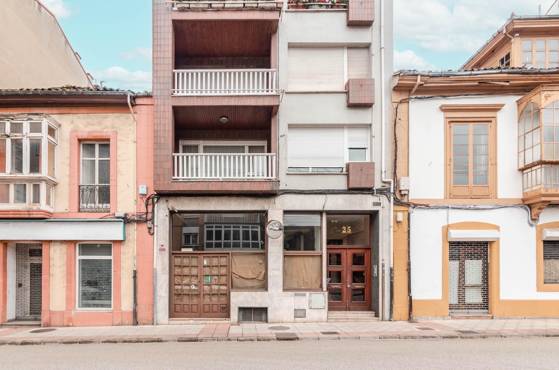 Calle Cervantes, 25, Villaviciosa, Asturias for sale Building Photo- Image 1 of 69