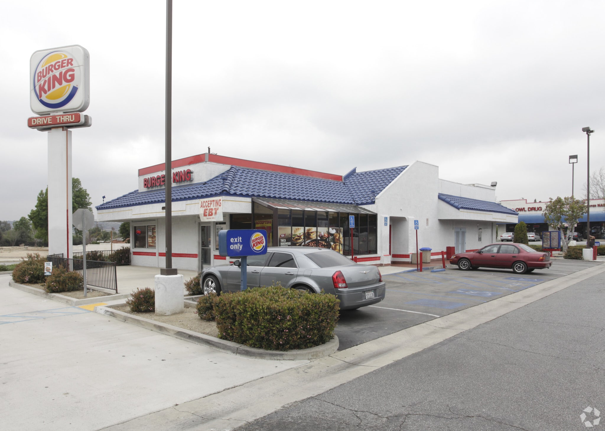 2085 W Holt Ave, Pomona, CA for sale Primary Photo- Image 1 of 4