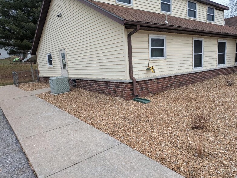 3110 S Lakeside Ave, Springfield, MO for sale - Building Photo - Image 2 of 2