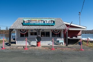 Plus de détails pour 266 County Route 7, Nassau, NY - Commerce de détail à vendre