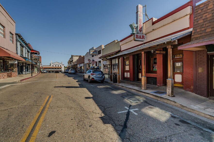 105 Main St, Jackson, CA à vendre - Photo principale - Image 1 de 1