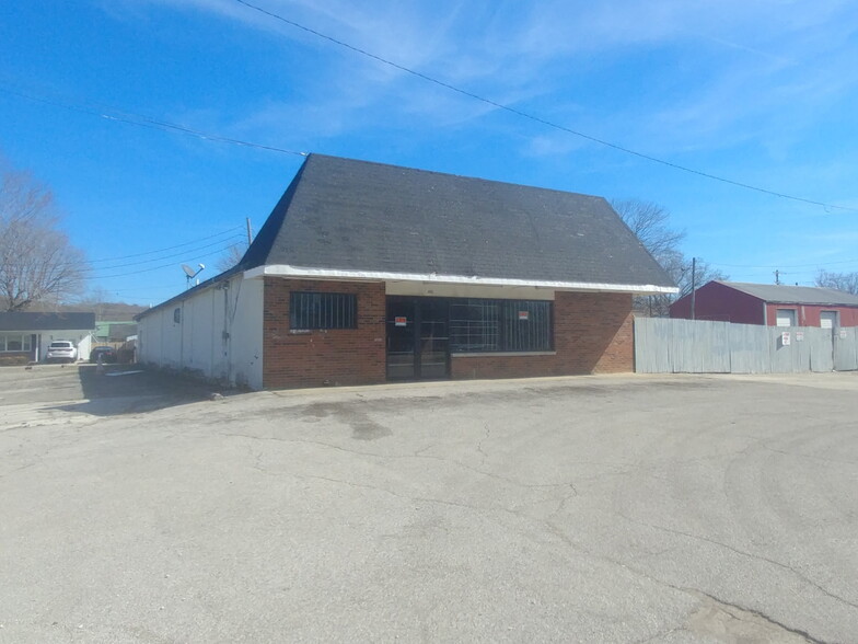 4550 Main St, Clay City, KY à vendre - Photo du bâtiment - Image 1 de 1