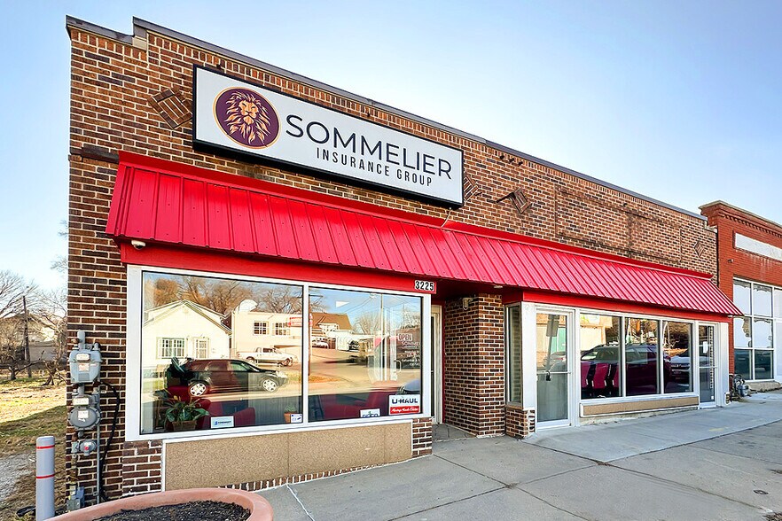 3225 California St, Omaha, NE à vendre - Photo du bâtiment - Image 3 de 33