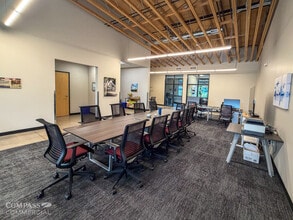2739 NW Potts Ct, Bend, OR for lease Interior Photo- Image 2 of 6