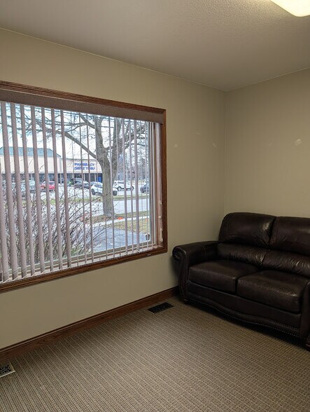 2809 Ashman St, Midland, MI for lease - Building Photo - Image 3 of 7