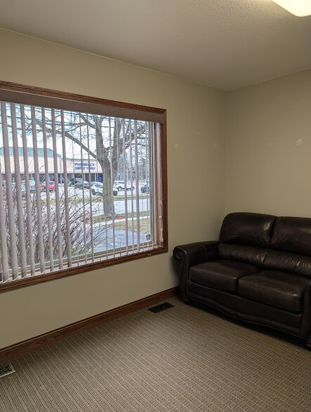 2809 Ashman St, Midland, MI à louer - Photo du bâtiment - Image 3 de 7