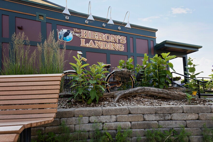 200 W Milwaukee St, Jefferson, WI à vendre - Photo du bâtiment - Image 3 de 45