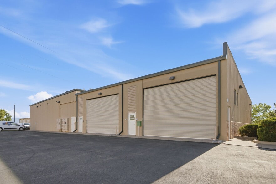 9337 Commerce Center St, Highlands Ranch, CO for sale - Building Photo - Image 2 of 103