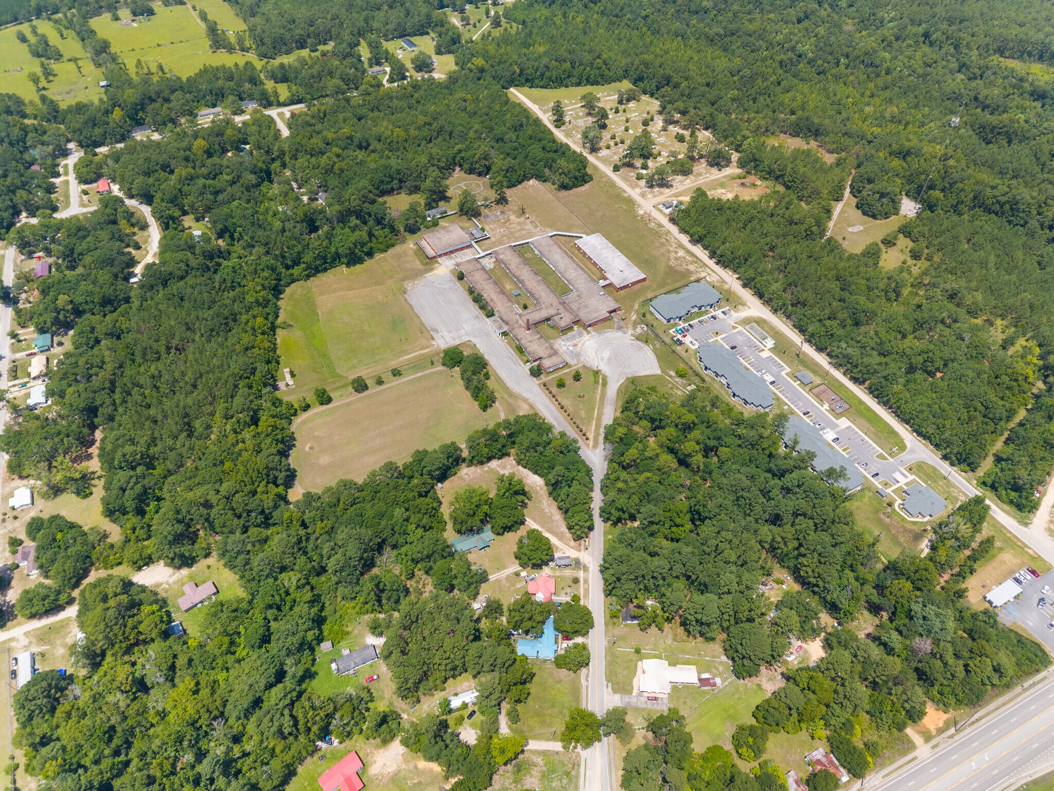 220 Landrum Dr, Millen, GA à vendre Photo du bâtiment- Image 1 de 39