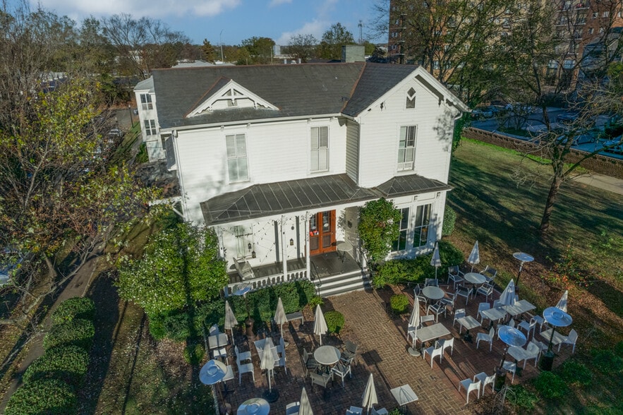 224 W 10th St, Charlotte, NC for sale - Building Photo - Image 3 of 16