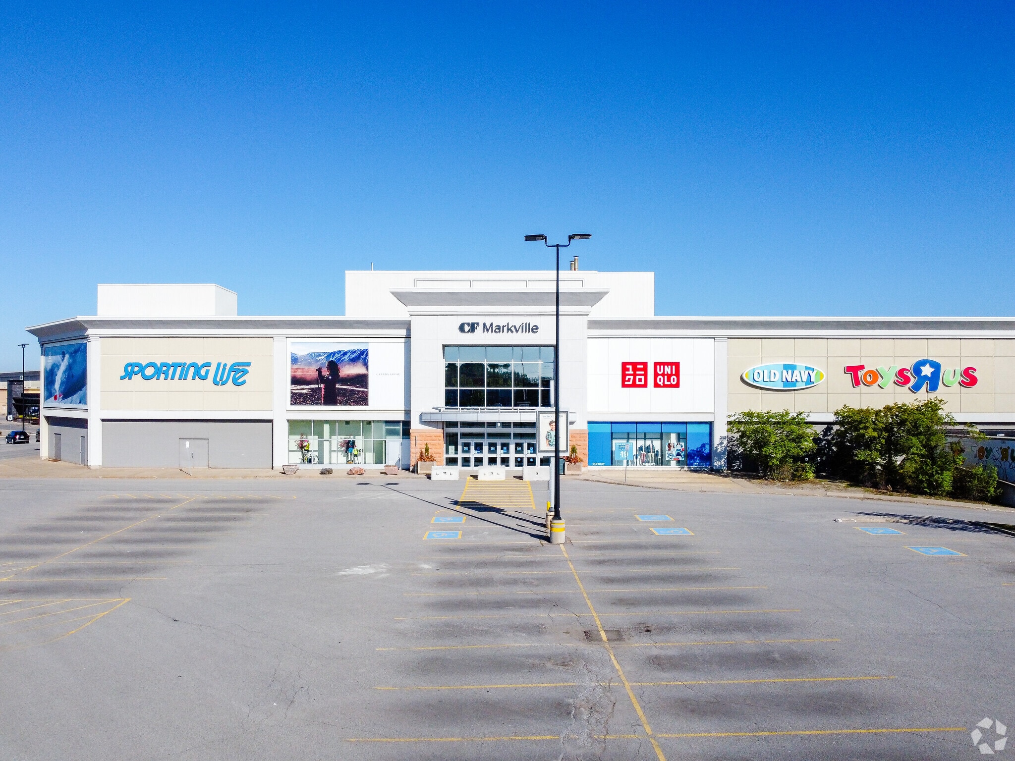 5000 Highway 7 E, Markham, ON à louer Photo du bâtiment- Image 1 de 3