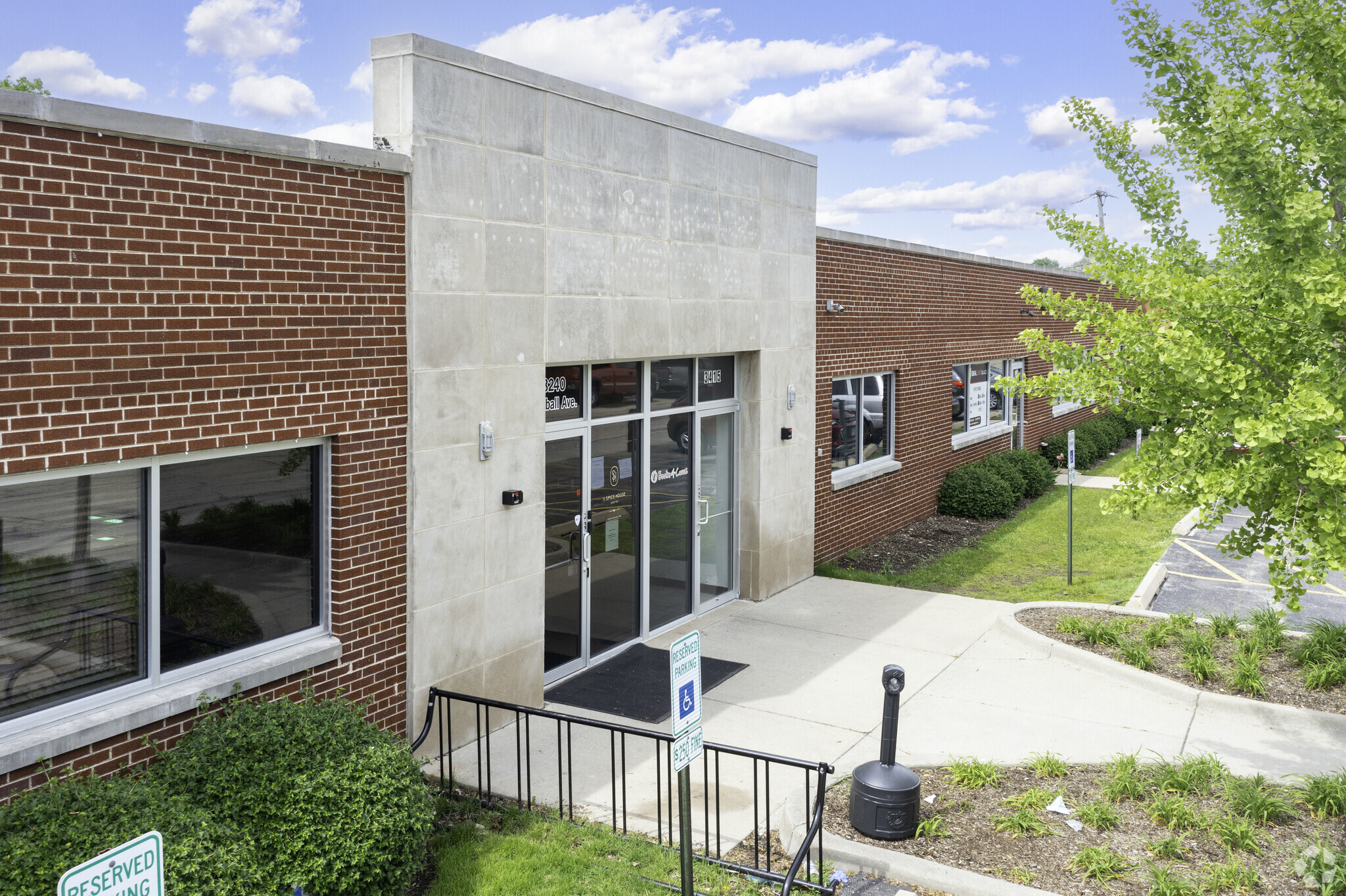 3419 Madison St, Skokie, IL for lease Building Photo- Image 1 of 8