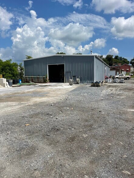 1910 Chapman Ave SW, Roanoke, VA à vendre - Photo du bâtiment - Image 3 de 14