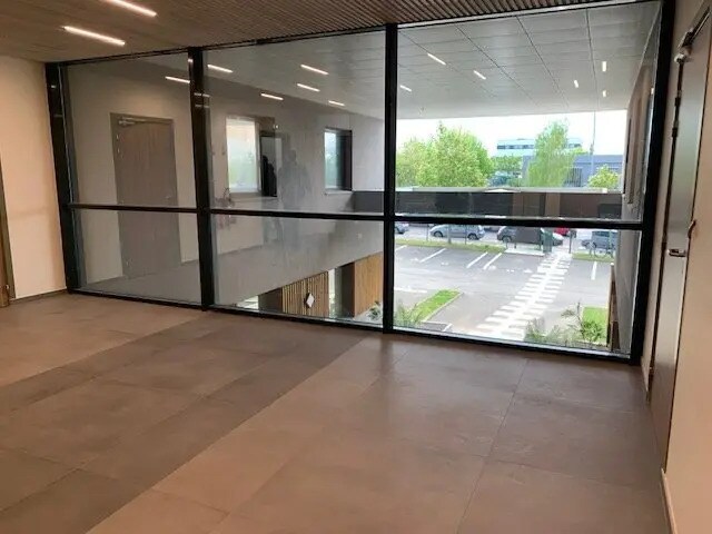 Office in Dijon for sale - Interior Photo - Image 3 of 6