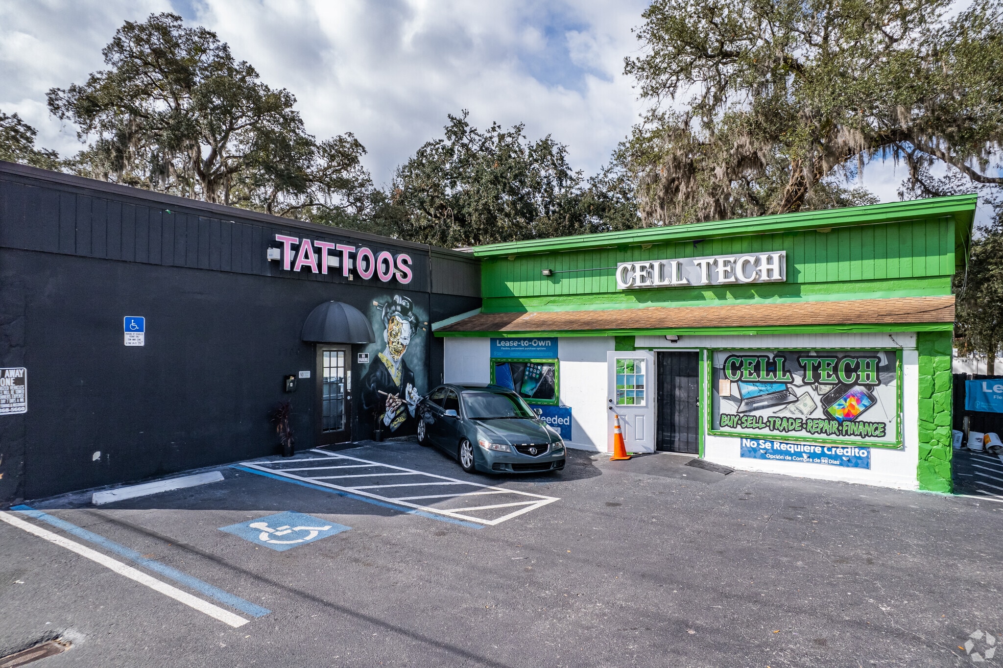 1700 W Waters Ave, Tampa, FL for sale Primary Photo- Image 1 of 17