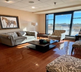 7001 Preston Rd, Dallas, TX à louer Photo intérieure- Image 1 de 4