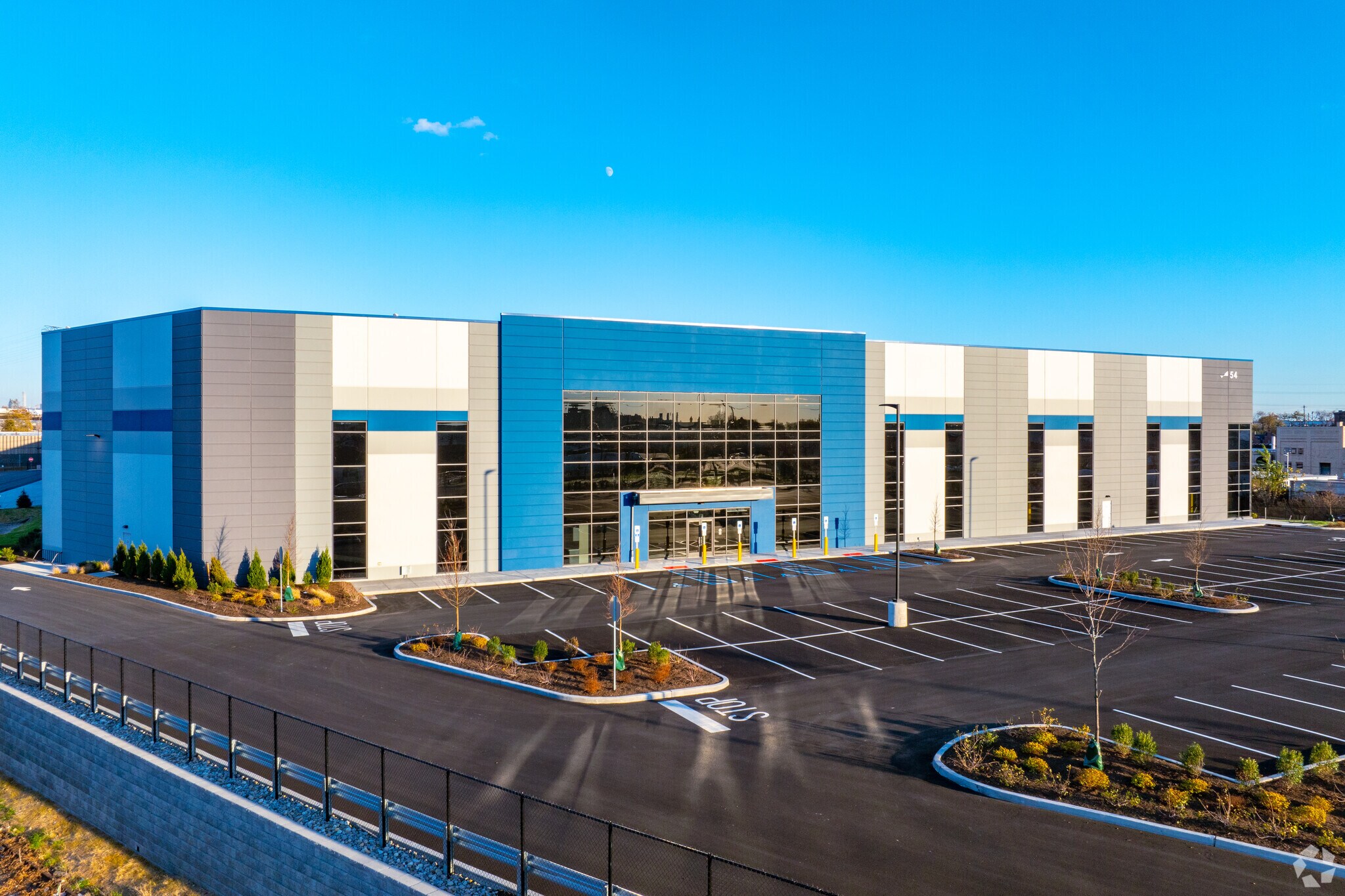 54 Lockwood St, Newark, NJ à louer Photo du bâtiment- Image 1 de 10