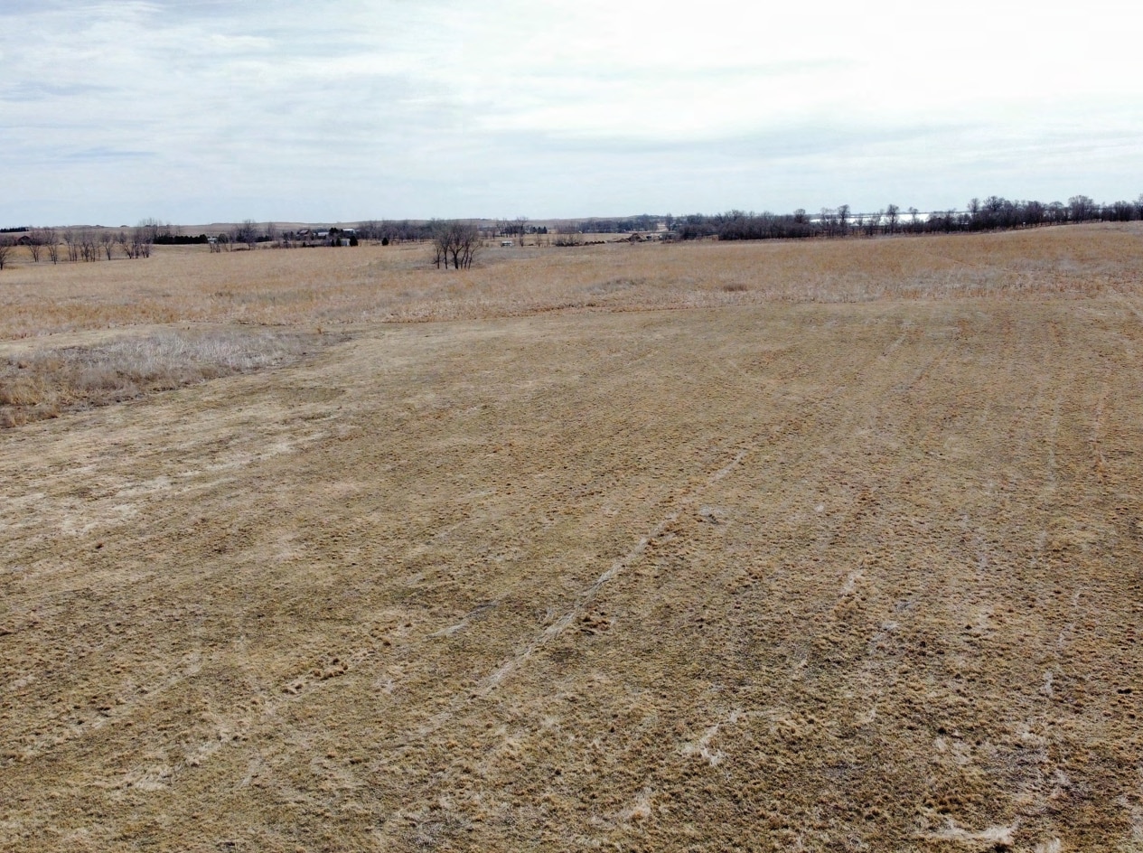 Highway 12, Waubay, SD for sale Primary Photo- Image 1 of 2