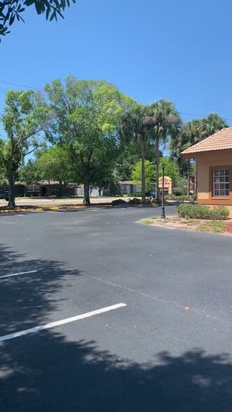 197 Center Rd, Venice, FL for sale - Commercial Listing Video - Image 2 of 9