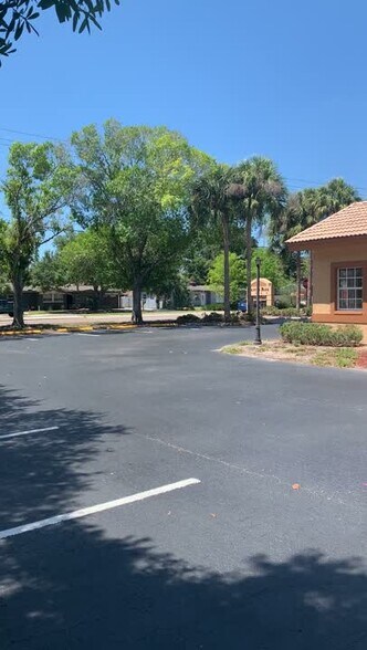 197 Center Rd, Venice, FL à vendre - Vidéo sur l’inscription commerciale - Image 2 de 9