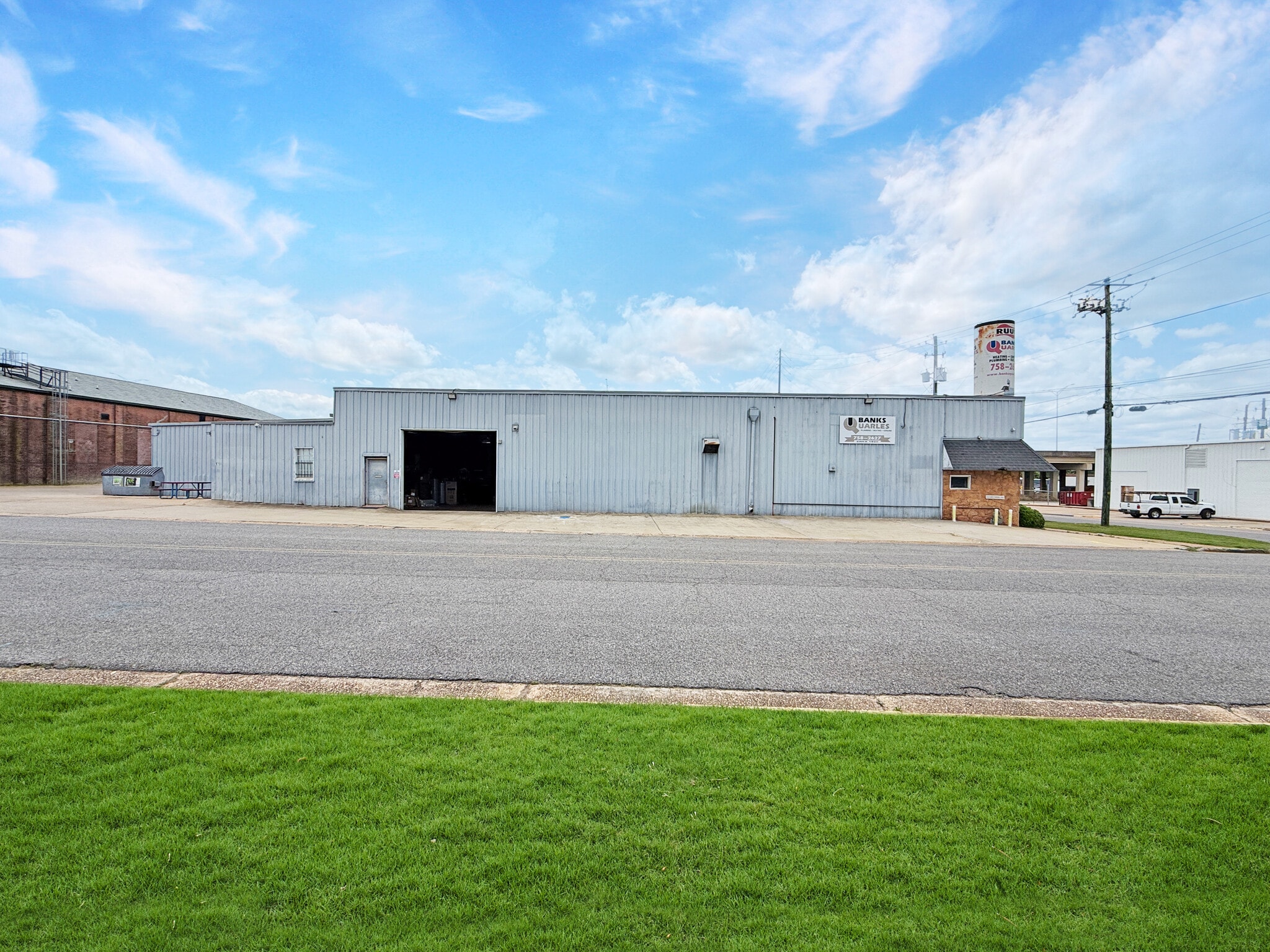 2501 17th St, Tuscaloosa, AL for lease Building Photo- Image 1 of 13