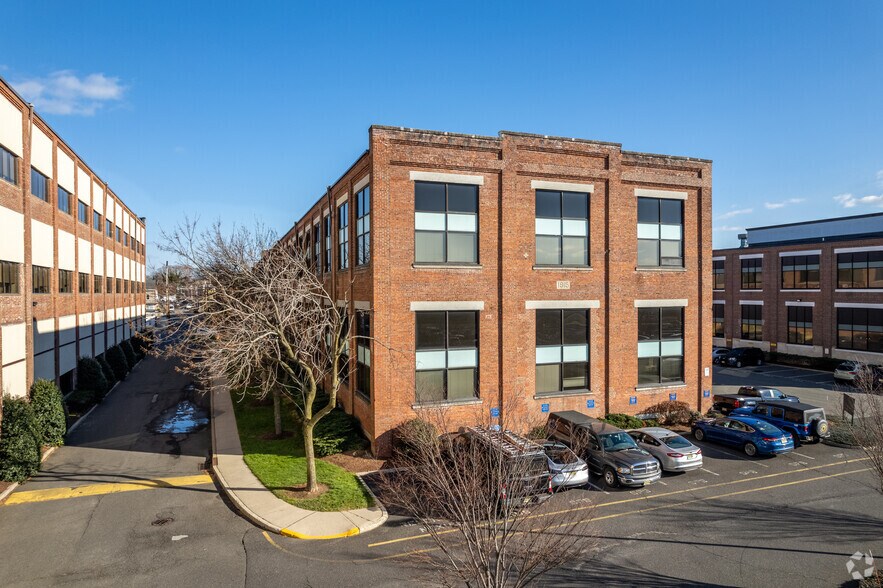 171 Jersey St, Trenton, NJ à louer - Photo du bâtiment - Image 2 de 11