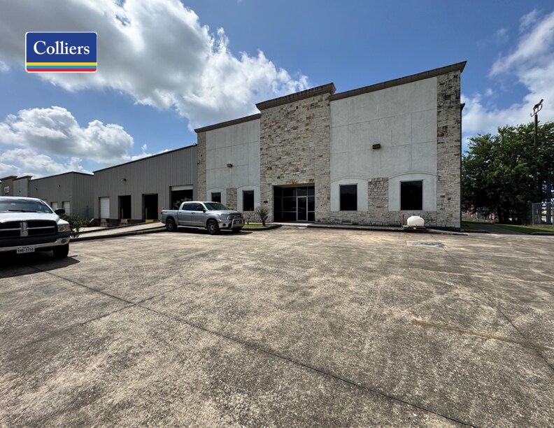 7413 Railhead Ln, Houston, TX à louer Photo principale- Image 1 de 2