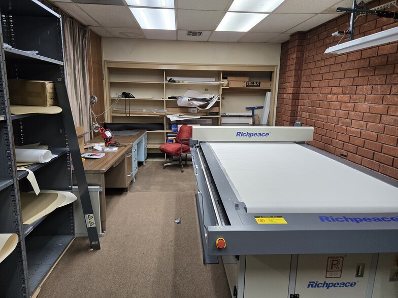 1122 S Alvarado St, Los Angeles, CA for lease - Building Photo - Image 3 of 19