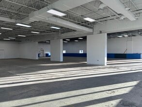 3200 W Highway 13 W, Burnsville, MN à vendre Photo du bâtiment- Image 2 de 4