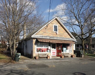 Plus de détails pour 305 4th Ave, Bay Shore, NY - Commerce de détail à vendre