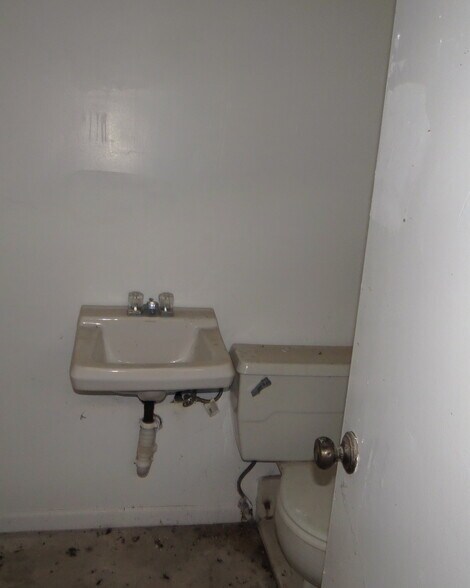 200 Paul Knox St, Huntsville, TX à vendre - Photo du bâtiment - Image 3 de 3