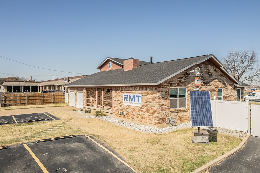 120 Acuff Ln, Colleyville, TX à vendre - Photo du bâtiment - Image 2 de 33