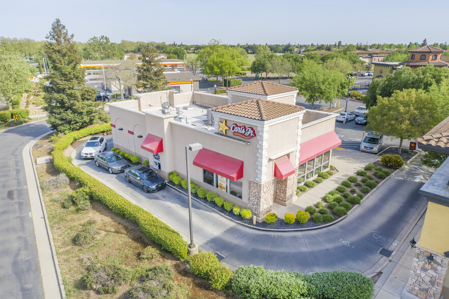 2609 W Taron Ct, Elk Grove, CA for sale - Primary Photo - Image 1 of 1