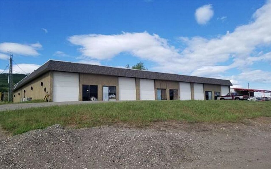 1-12 4332 Nicholson Rd, Chetwynd, BC à vendre - Photo du bâtiment - Image 1 de 9