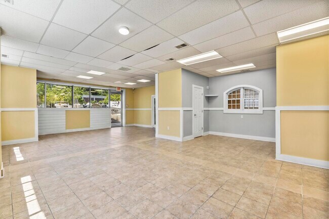 Plus de détails pour 314 Wilson Ave, Norwalk, CT - Local d'activités à louer