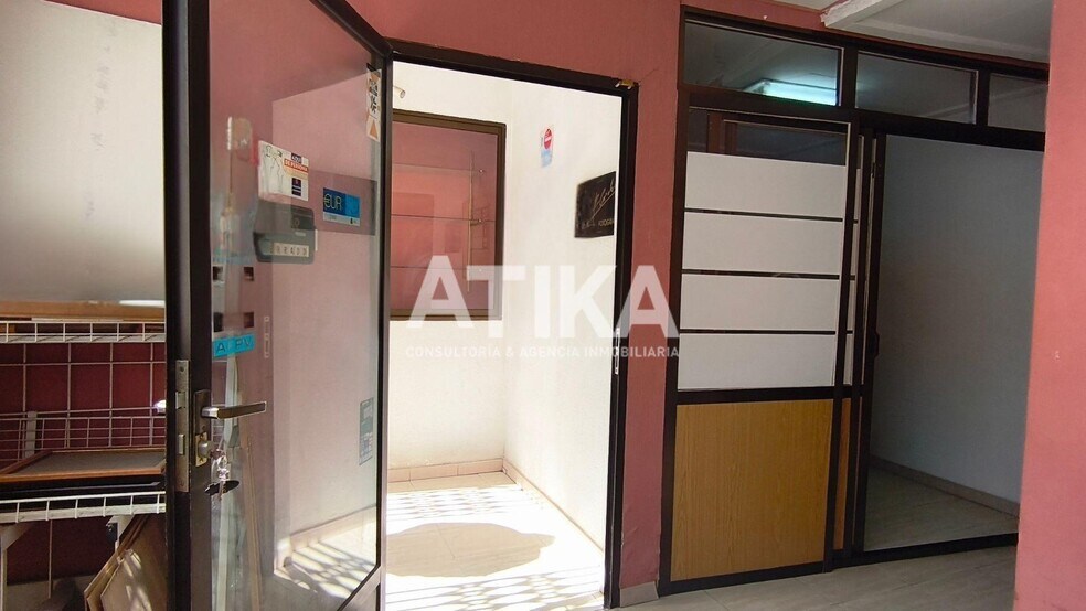 Retail in València, Valencia for sale - Building Photo - Image 3 of 7