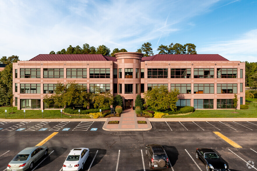 4880 Sadler Rd, Glen Allen, VA for lease - Building Photo - Image 2 of 6