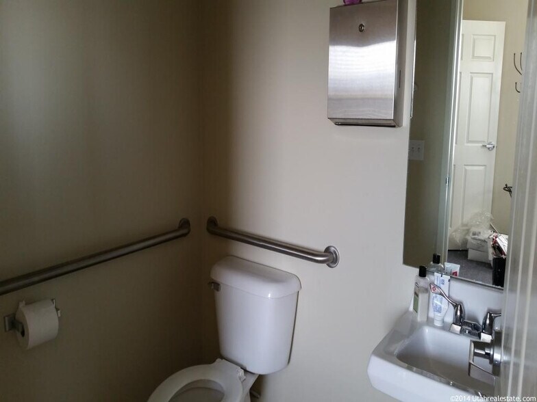 411-423 N Orem Blvd, Orem, UT à louer - Photo intérieure - Image 2 de 62