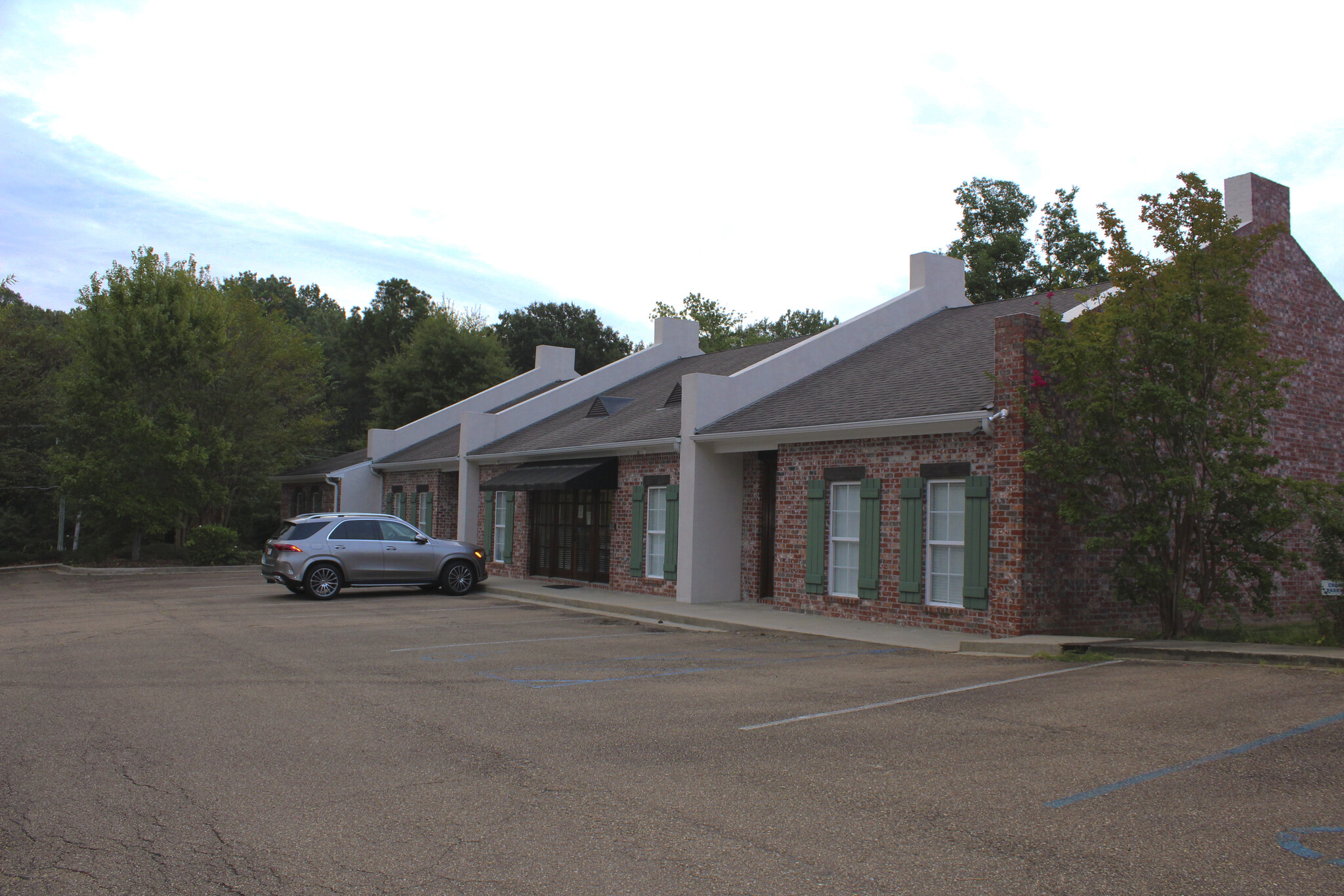 529 S Pear Orchard Rd, Ridgeland, MS for sale Building Photo- Image 1 of 1