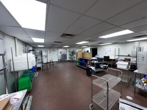 2110 Carson St, Nashville, TN for lease Interior Photo- Image 2 of 6