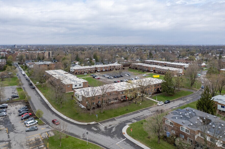 301 Rue Hurteau, Dollard-des-Ormeaux, QC à vendre - Aérien - Image 3 de 3