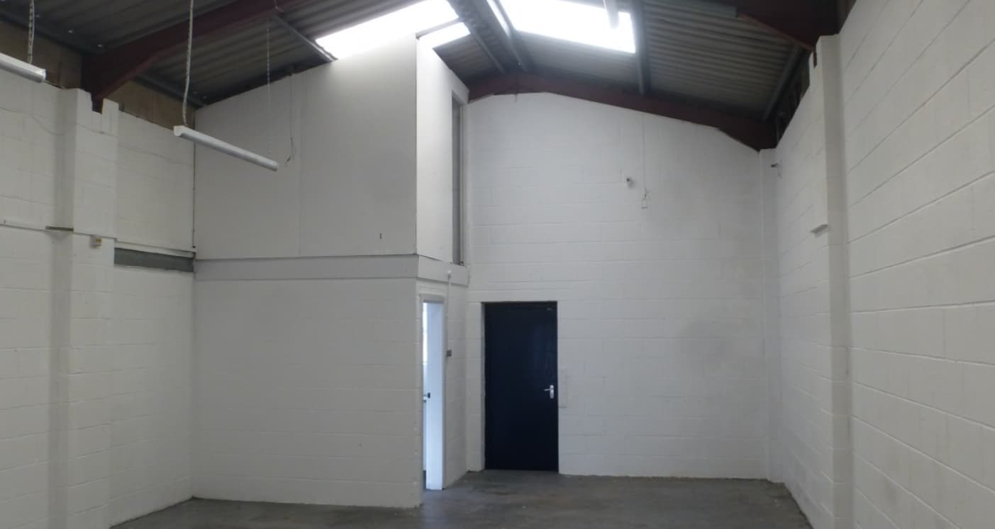 Field Rd, Walsall for lease Interior Photo- Image 1 of 3