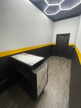 1925 S Timberline Rd, Fort Collins, CO for lease Interior Photo- Image 2 of 5