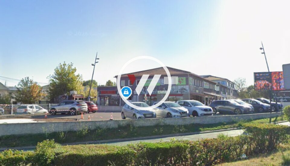 Retail in Rousset for lease - Building Photo - Image 2 of 3