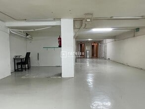 Retail in Madrid, Madrid for lease Interior Photo- Image 2 of 10