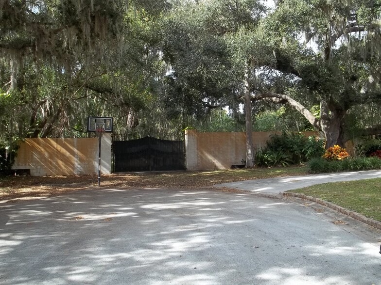 1701 King James Rd, Kissimmee, FL for sale - Primary Photo - Image 1 of 1