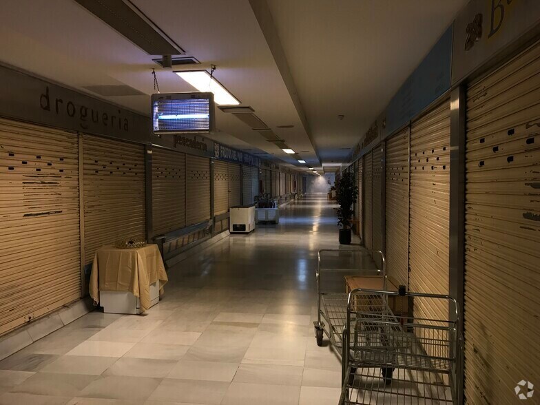 Calle Santillana del Mar, 14, Boadilla del Monte, Madrid for sale - Building Photo - Image 2 of 10